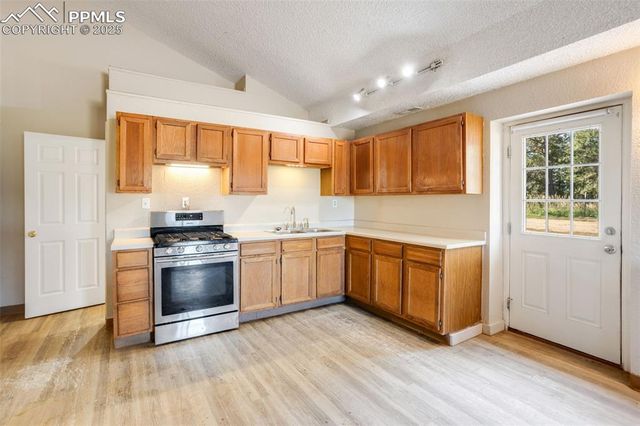 16685 Roller Coaster Road, Colorado Springs, CO 80921