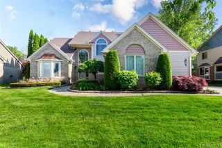 14016 Strathmore Drive, Utica, MI 48315