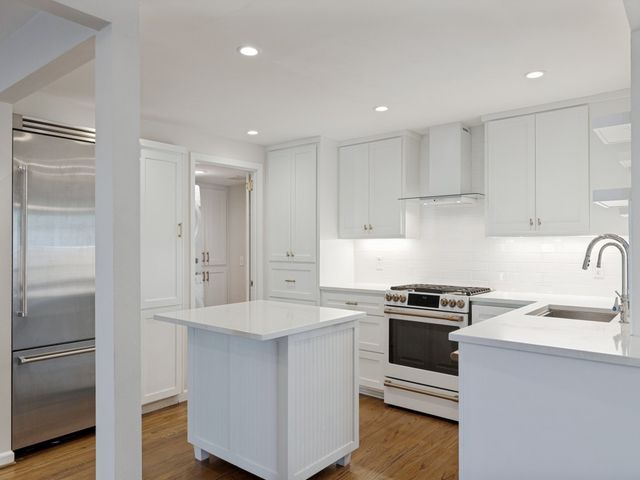 7010 San Mateo Boulevard, Dallas, TX 75223