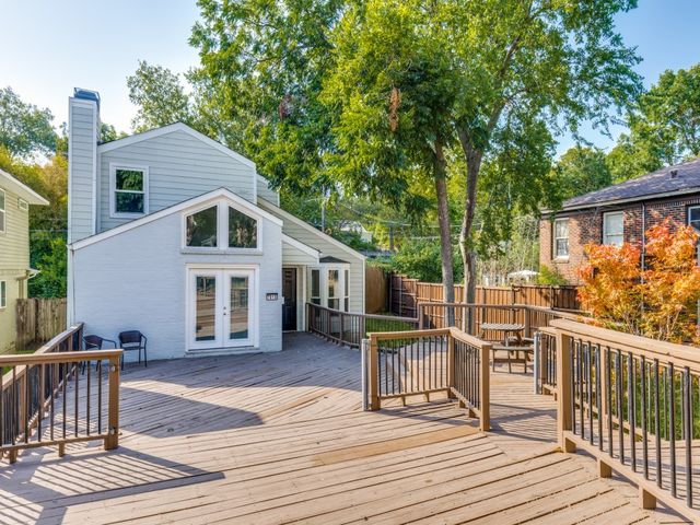 7010 San Mateo Boulevard, Dallas, TX 75223