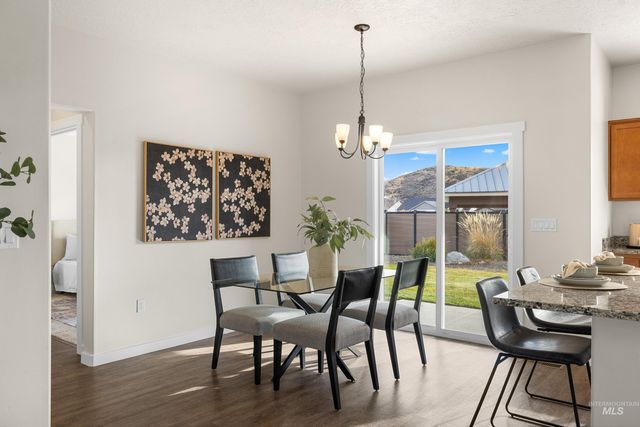 5685 W Song Sparrow St, Boise, ID 83714