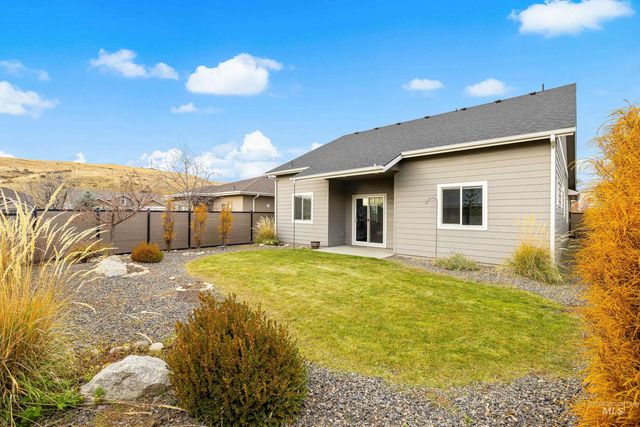 5685 W Song Sparrow St, Boise, ID 83714
