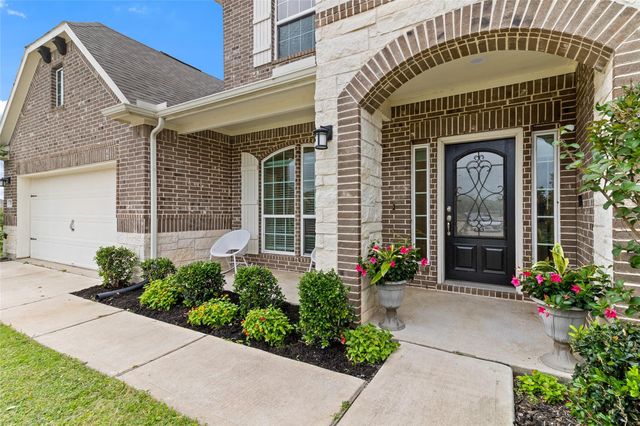 308 Bentside Place, Clute, TX 77531