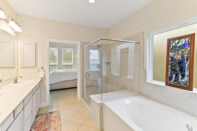 308 Bentside Place, Clute, TX 77531
