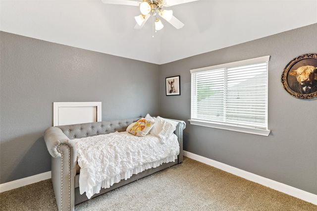 308 Bentside Place, Clute, TX 77531