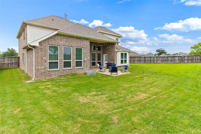 308 Bentside Place, Clute, TX 77531