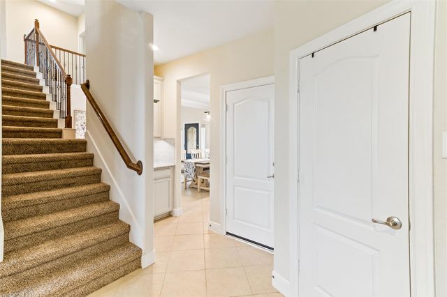 308 Bentside Place, Clute, TX 77531