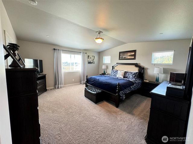 9410 76th Avenue NE, Marysville, WA 98270