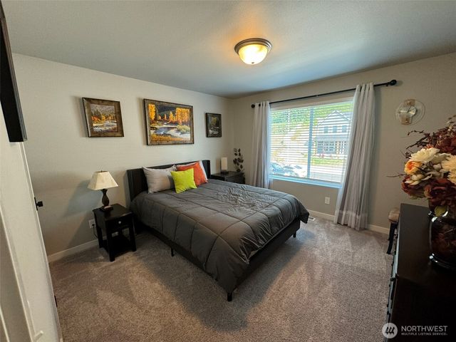 9410 76th Avenue NE, Marysville, WA 98270