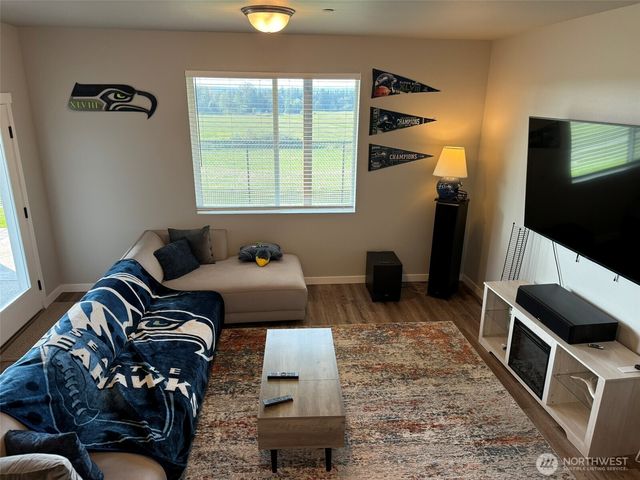 9410 76th Avenue NE, Marysville, WA 98270