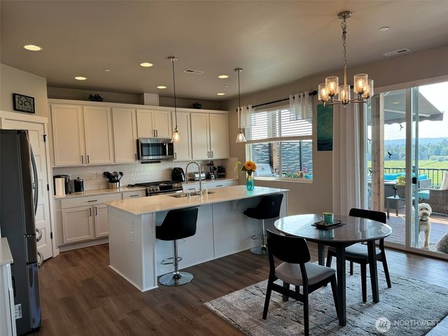 9410 76th Avenue NE, Marysville, WA 98270