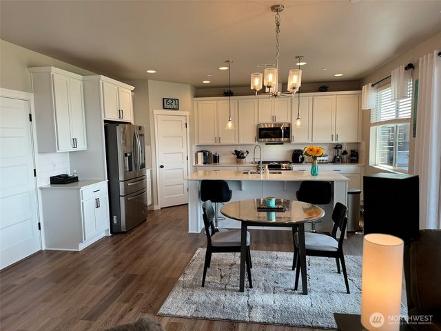 9410 76th Avenue NE, Marysville, WA 98270