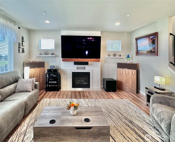 9410 76th Avenue NE, Marysville, WA 98270