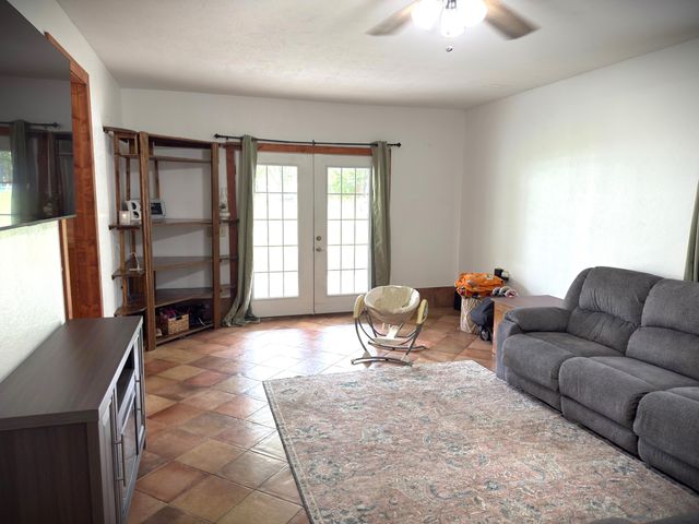 212 Austin Cir, Livingston, TN 38570