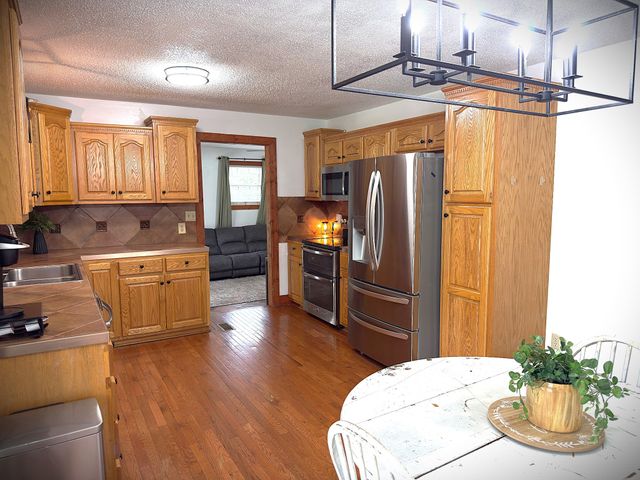 212 Austin Cir, Livingston, TN 38570