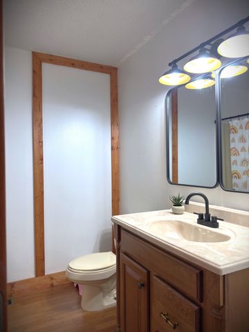 212 Austin Cir, Livingston, TN 38570