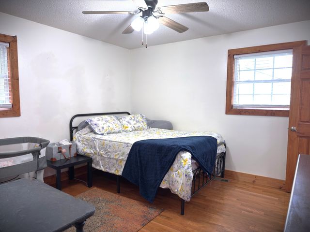 212 Austin Cir, Livingston, TN 38570