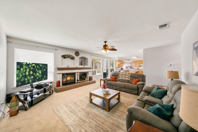10001 Silver Legend Ct, Sacramento, CA 95829