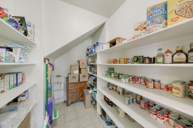 10001 Silver Legend Ct, Sacramento, CA 95829