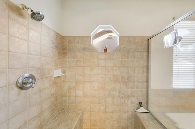 10001 Silver Legend Ct, Sacramento, CA 95829