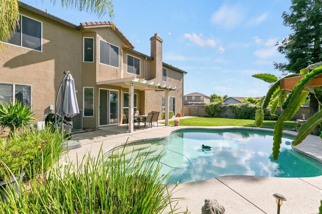 10001 Silver Legend Ct, Sacramento, CA 95829