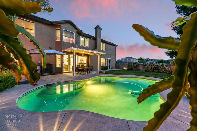 10001 Silver Legend Ct, Sacramento, CA 95829