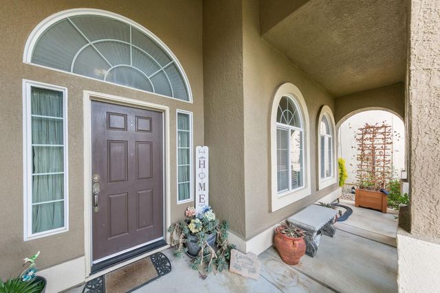 10001 Silver Legend Ct, Sacramento, CA 95829