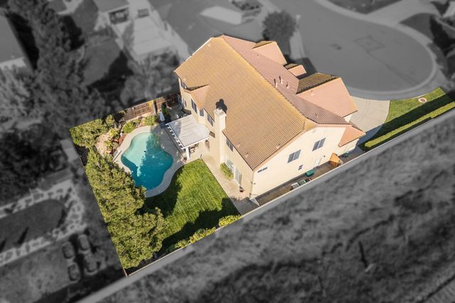 10001 Silver Legend Ct, Sacramento, CA 95829