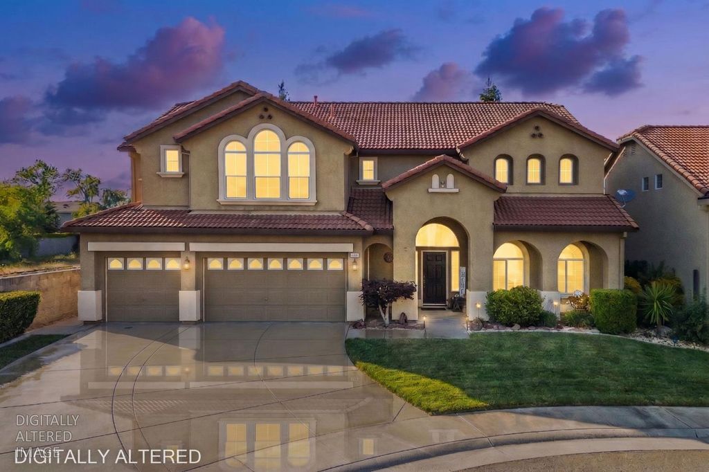 10001 Silver Legend Ct, Sacramento, CA 95829
