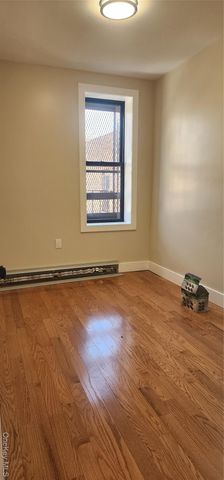 106-47 Sutphin Boulevard 2R, Jamaica, NY 11435