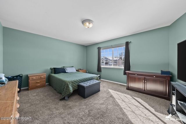 2005 Casey Cusack Loop, Anchorage, AK 99515