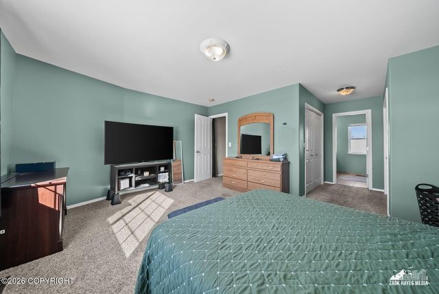 2005 Casey Cusack Loop, Anchorage, AK 99515