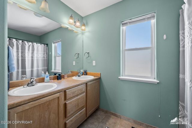 2005 Casey Cusack Loop, Anchorage, AK 99515