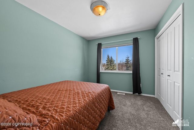 2005 Casey Cusack Loop, Anchorage, AK 99515