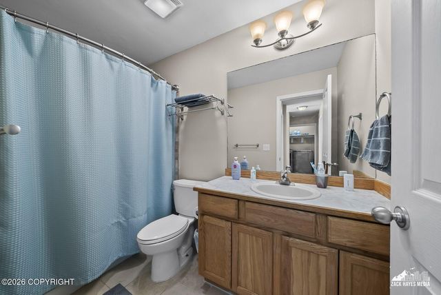 2005 Casey Cusack Loop, Anchorage, AK 99515