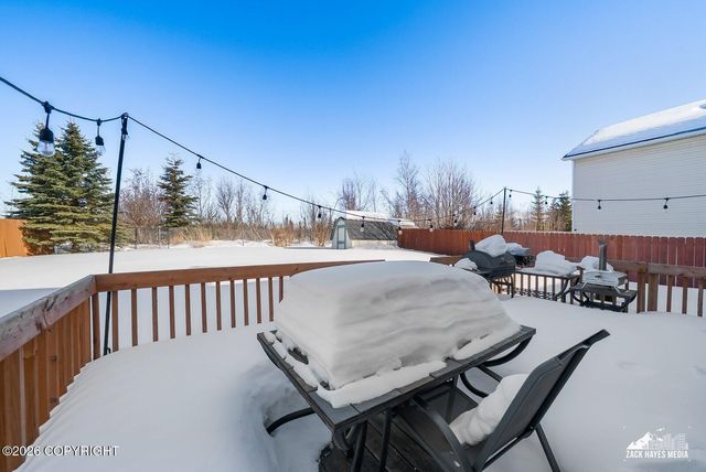 2005 Casey Cusack Loop, Anchorage, AK 99515