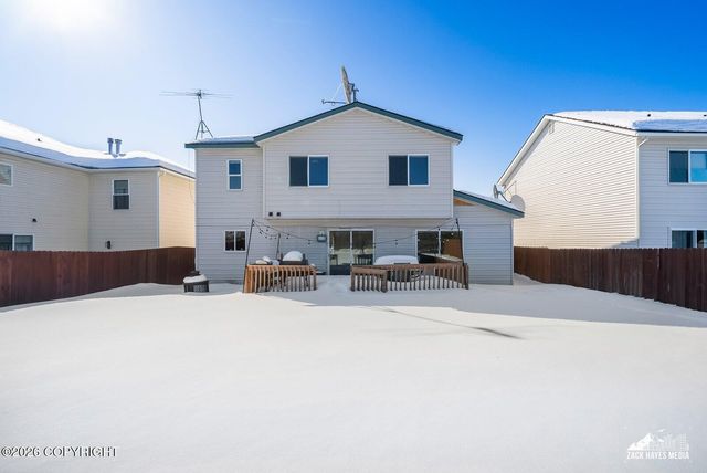 2005 Casey Cusack Loop, Anchorage, AK 99515