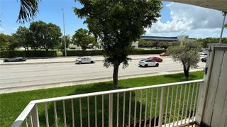 250 NW 107th Ave 202, Miami, FL 33172