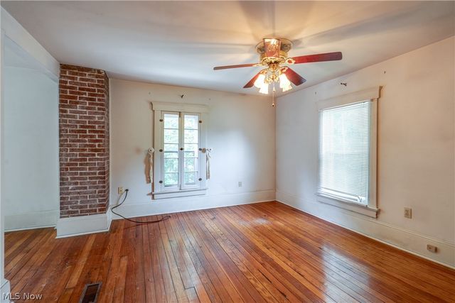 567 Crosby Street, Akron, OH 44302