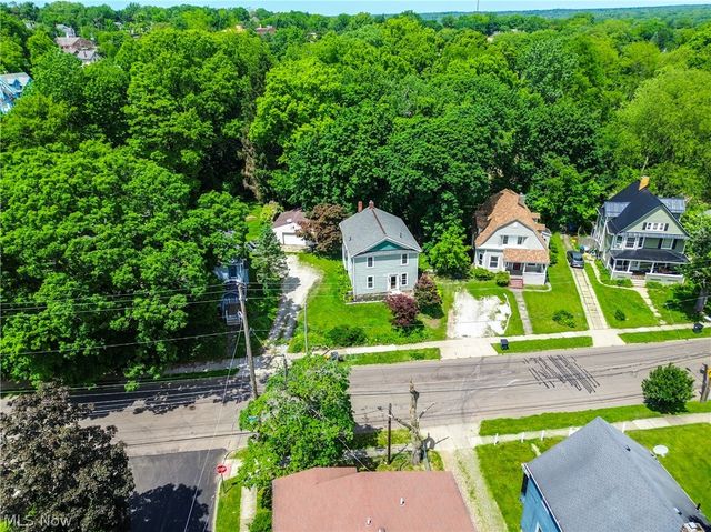 567 Crosby Street, Akron, OH 44302