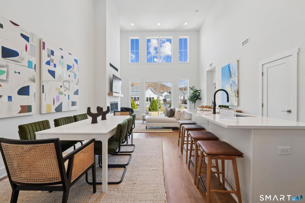 5 Edgewood Way 25, Woodbridge, CT 06525