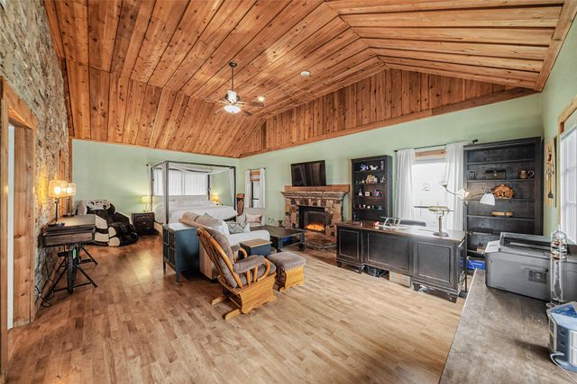 2313 Hickory Creek Road, Denton, TX 76210