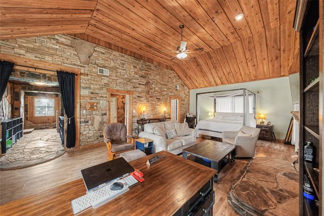 2313 Hickory Creek Road, Denton, TX 76210