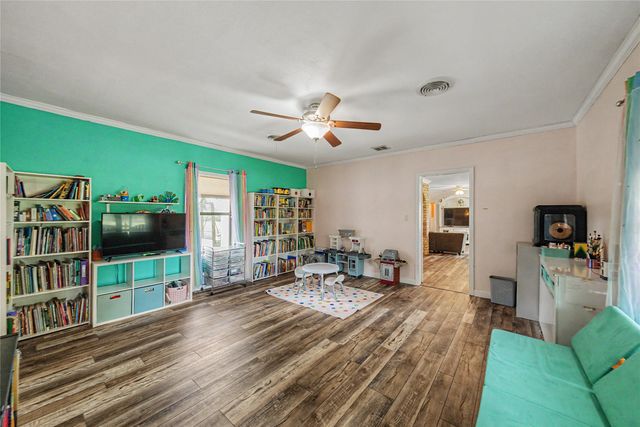 2313 Hickory Creek Road, Denton, TX 76210