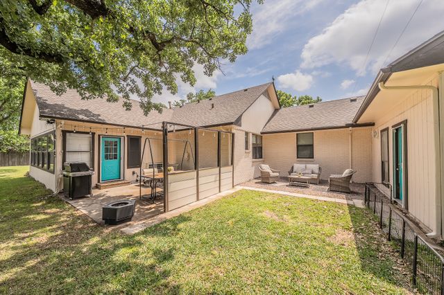 2313 Hickory Creek Road, Denton, TX 76210