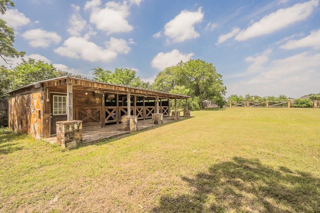 2313 Hickory Creek Road, Denton, TX 76210