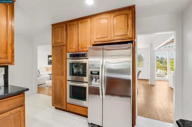 61 Sullivan Dr, Moraga, CA 94556