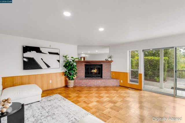 61 Sullivan Dr, Moraga, CA 94556