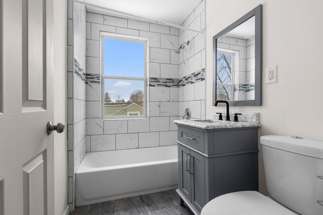 319 Foster Avenue, Rockford, IL 61102