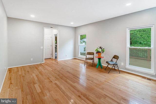 13223 OAK FARM DR, Woodbridge, VA 22192